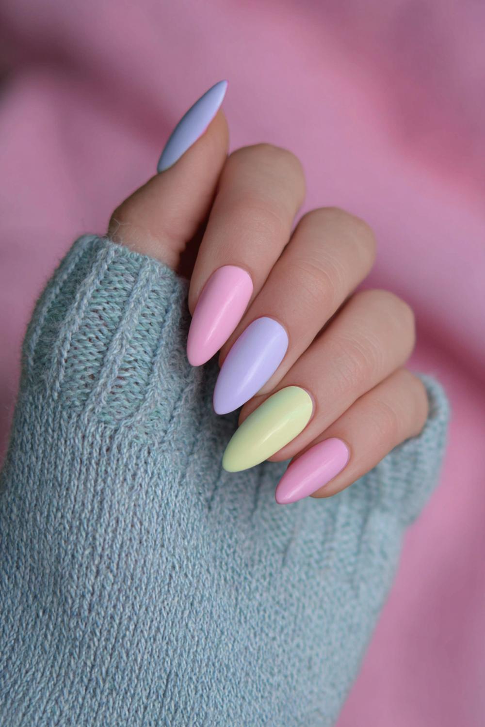 1. Pastel-ombregloed paznokcie wiosenne met melkachtige basis